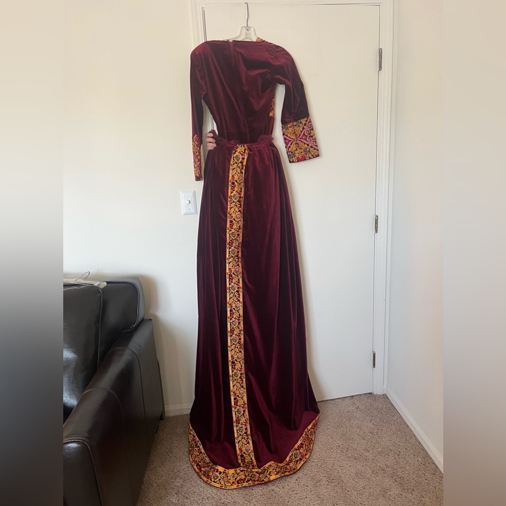 *SOLD* Palestinian Thobe - Henna dress - Picture 7 of 17